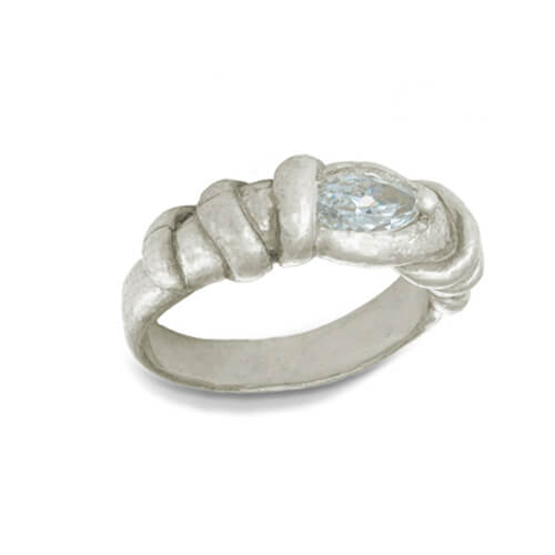 Hoya Ring with Stone • Sterling Silver